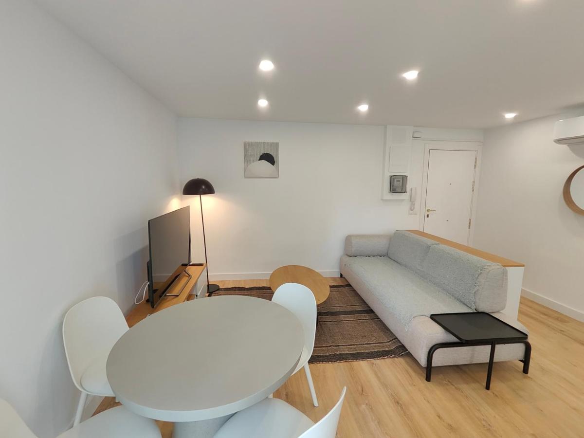 Fantastic Apartment Sant Adria Beach Sant Adrià de Besòs Esterno foto